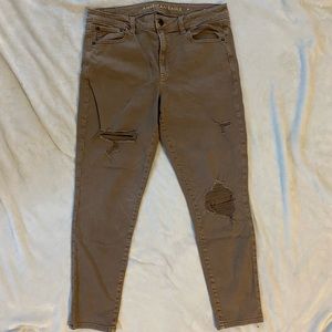 High rise American Eagle distressed jeans